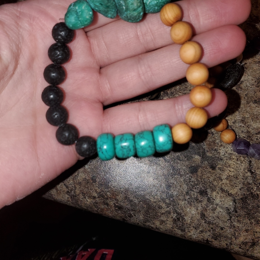 Hand made bracelets - Picture 2 of 4